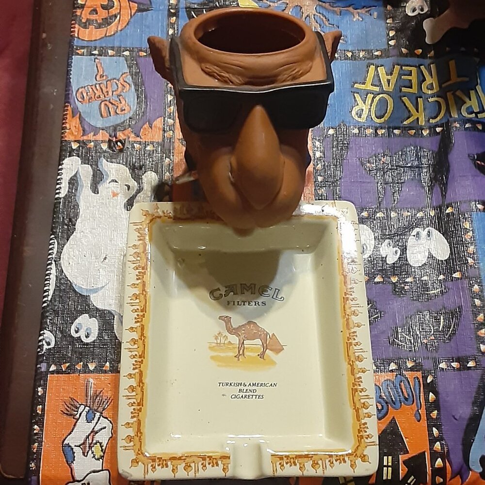 Joe Camel Ashtray & Drink Koosie